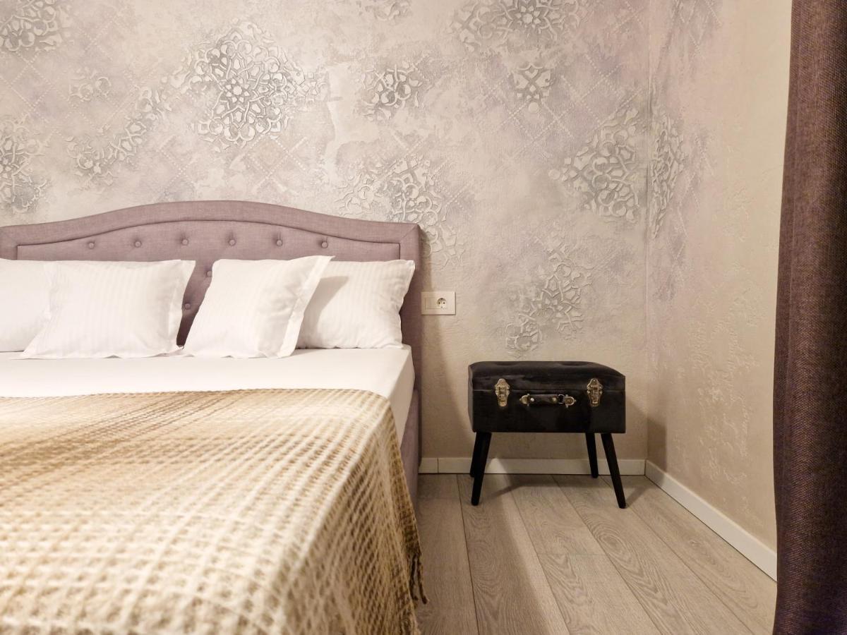 Mirvana Apartments Legacy Residence Timişoara Buitenkant foto