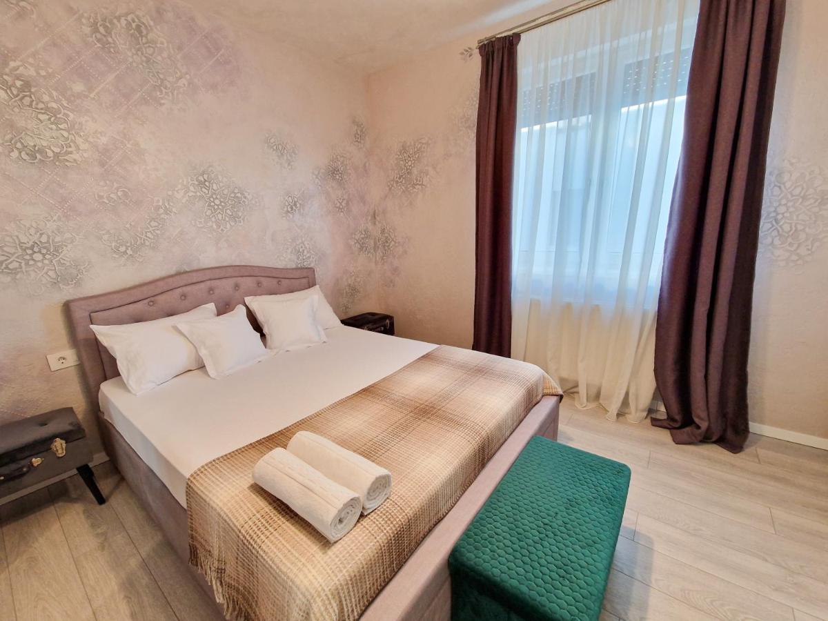 Mirvana Apartments Legacy Residence Timişoara Buitenkant foto