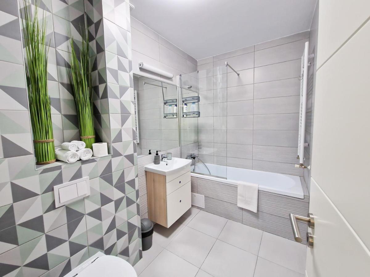 Mirvana Apartments Legacy Residence Timişoara Buitenkant foto