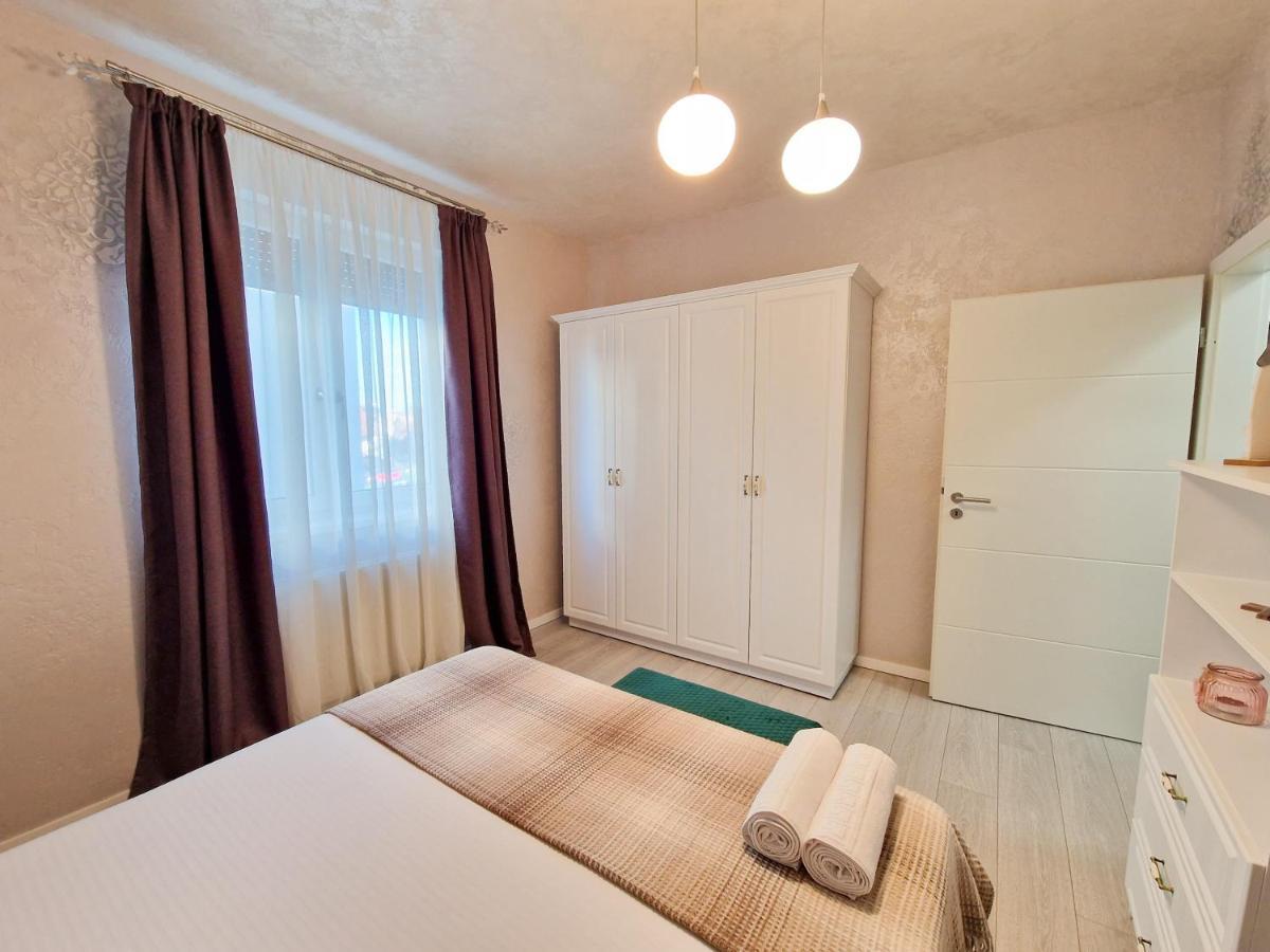 Mirvana Apartments Legacy Residence Timişoara Buitenkant foto